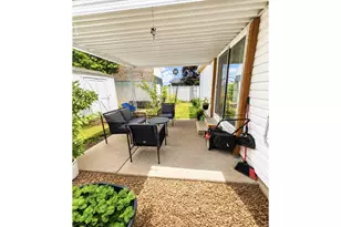 614 S 10th St, Saint Helens, OR 97051 - Photo 4
