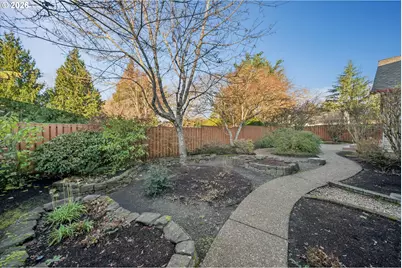 10455 SW Citation Dr, Beaverton, OR 97008 - Photo 38