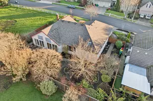 10455 SW Citation Dr, Beaverton, OR 97008 - Photo 40