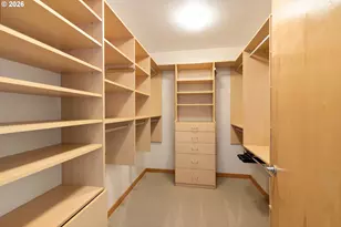 821 NW 11th Ave, Portland, OR 97209 - Photo 24