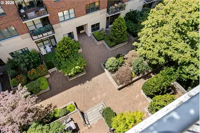 821 NW 11th Ave #601, Portland, OR 97209 - Photo 30