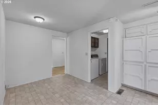 5633 Finch Dr, Longview, WA 98632 - Photo 10