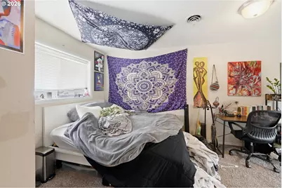 2121 Hilyard St, Eugene, OR 97405 - Photo 10