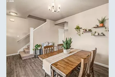 424 SW Mt St Helens St, McMinnville, OR 97128 - Photo 18