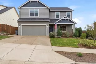 424 SW Mount St Helens St, McMinnville, OR 97128 - Photo 2