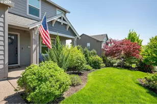424 SW Mount St Helens St, McMinnville, OR 97128 - Photo 4