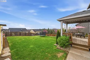 424 SW Mount St Helens St, McMinnville, OR 97128 - Photo 6
