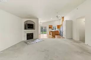 10214 NE 7th St, Vancouver, WA 98664 - Photo 8