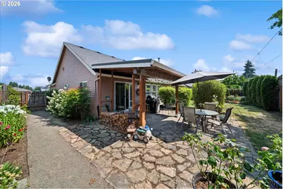 20967 Yukon St, Aurora, OR 97002 - Photo 34