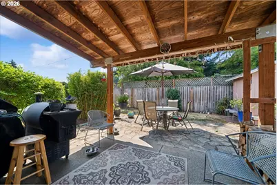 20967 Yukon St, Aurora, OR 97002 - Photo 32