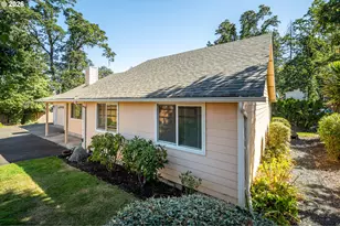 639 S 70th St, Springfield, OR 97478 - Photo 30