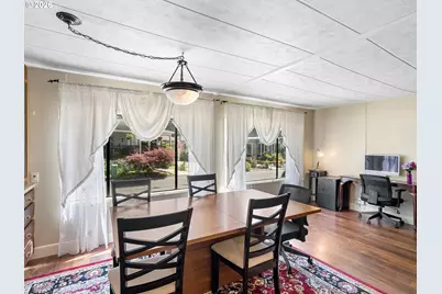 11450 SW Royal Villa Dr, Portland, OR 97224 - Photo 12