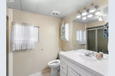11450 SW Royal Villa Dr, Portland, OR 97224 - Photo 26