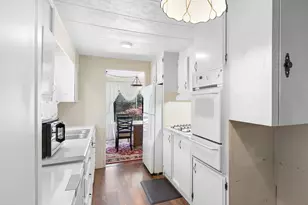 11450 SW Royal Villa Dr, Portland, OR 97224 - Photo 16