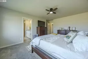 1451 Gladiola Dr, Junction City, OR 97448 - Photo 32