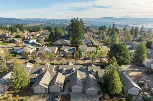 2437 NW Logan St, Camas, WA 98607 - Photo 32