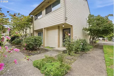 1100 N Meridian St #43, Newberg, OR 97132 - Photo 2