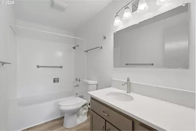 1100 N Meridian St #43, Newberg, OR 97132 - Photo 32