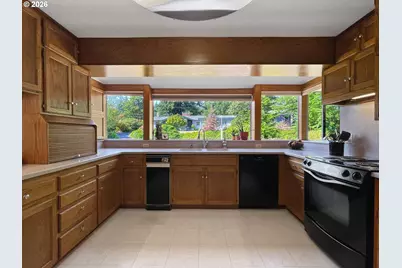 2357 Cascade Way, Longview, WA 98632 - Photo 6