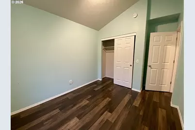 900 NE 91st Ave, Portland, OR 97220 - Photo 12