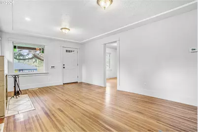 900 NE 91st Ave, Portland, OR 97220 - Photo 22