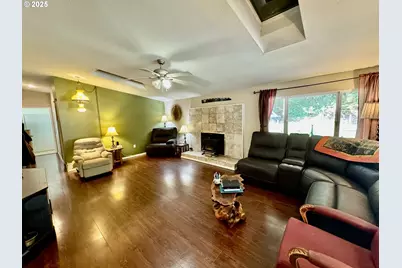 13904 Stagecoach Rd, Swisshome, OR 97480 - Photo 4