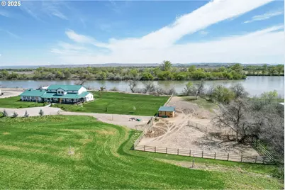 4460 Highway 201, Ontario, OR 97914 - Photo 2