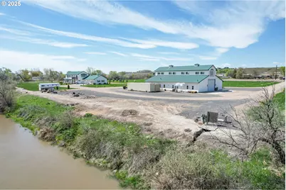 4460 Highway 201, Ontario, OR 97914 - Photo 10