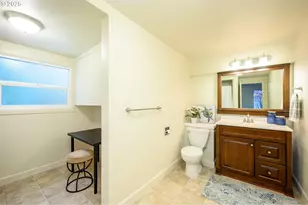 119 NE Kingwood Dr, McMinnville, OR 97128 - Photo 22