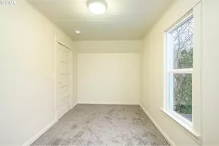 119 NE Kingwood Dr, McMinnville, OR 97128 - Photo 26