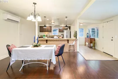 119 NE Kingwood Dr, McMinnville, OR 97128 - Photo 10