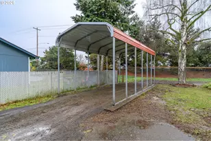 119 NE Kingwood Dr, McMinnville, OR 97128 - Photo 46