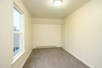 119 NE Kingwood Dr, McMinnville, OR 97128 - Photo 26