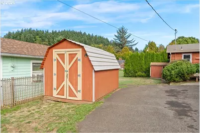 7303 SE Sherman St, Portland, OR 97215 - Photo 40