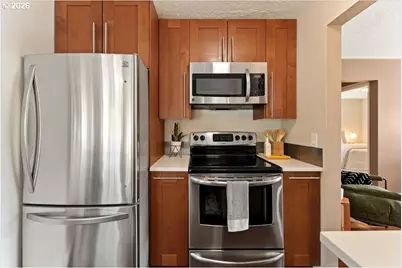 7303 SE Sherman St, Portland, OR 97215 - Photo 14