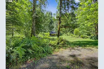 28135 E Grove Ave, Welches, OR 97067 - Photo 2