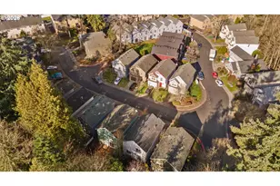 19738 SW Ashcroft Ln, Aloha, OR 97003 - Photo 34