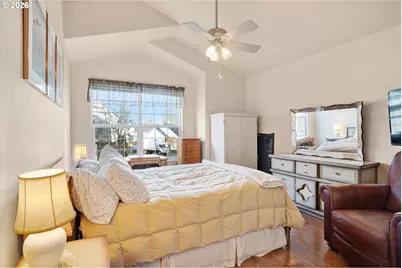 19738 SW Ashcroft Ln, Aloha, OR 97003 - Photo 20