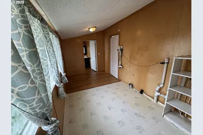 1010 N Lake Rd, Lakeside, OR 97449 - Photo 26