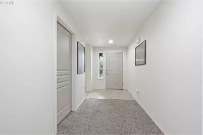 3692 Phantom Way, Eugene, OR 97401 - Photo 10