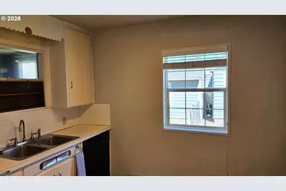 302 SE 2nd St, Enterprise, OR 97828 - Photo 8