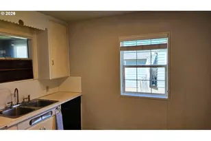 302 SE 2nd St, Enterprise, OR 97828 - Photo 8