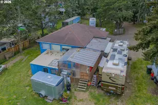 1589 Seagate Ave, Coos Bay, OR 97420 - Photo 6