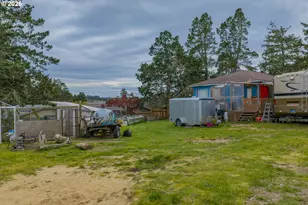 1589 Seagate Ave, Coos Bay, OR 97420 - Photo 24