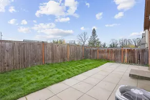 902 S View Dr, Molalla, OR 97038 - Photo 22