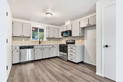 1208 Alameda Ave, Astoria, OR 97103 - Photo 12