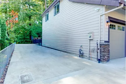 19503 SE Kay St, Milwaukie, OR 97267 - Photo 38
