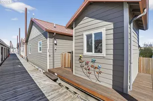 23586 NW St Helens Rd, Portland, OR 97231 - Photo 28