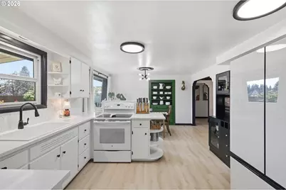 2915 Game Farm Rd, Springfield, OR 97477 - Photo 10