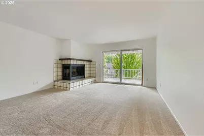 14862 NE Rose Pkwy, Portland, OR 97230 - Photo 6